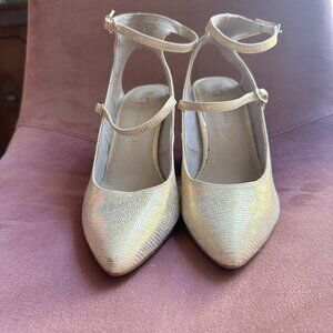 Nordstrom BP Cream and Gold Ankle-Strap Heels, Women's 8 1/2